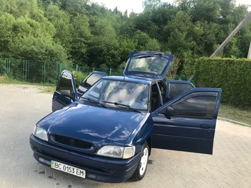 Авто Ford Escort 1993 № 8245550