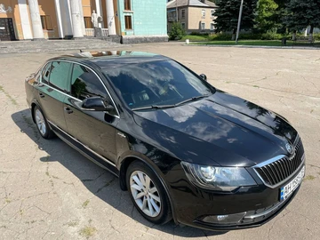 Авто Skoda Superb 2013 № 8245780