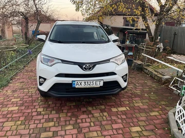 Авто Toyota Rav 4 2017 № 8245833