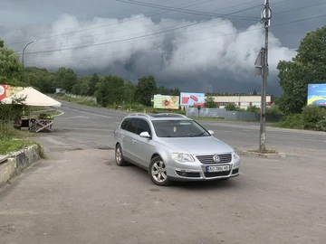 Авто Volkswagen Passat Variant 2008 № 8245935