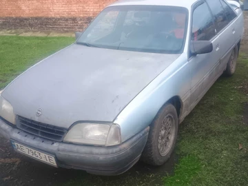 Авто Opel Omega 1987 № 8246014