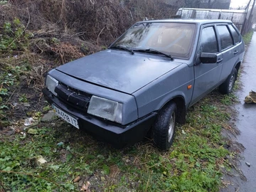 Авто ВАЗ 2109 1991 № 8246139