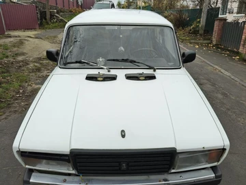 Авто ВАЗ 2107 1992 № 8246147
