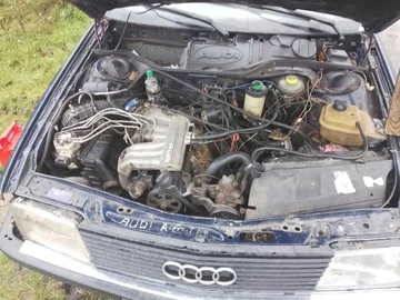 Авто Audi 100 1989 № 8246203