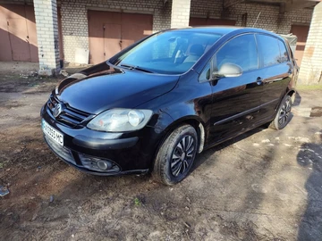 Авто Volkswagen Golf Plus 2007 № 8246503