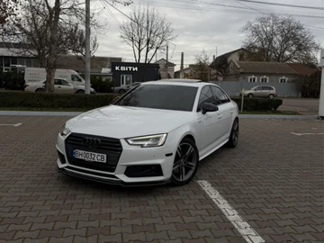 Авто Audi A4 2018 № 8246529