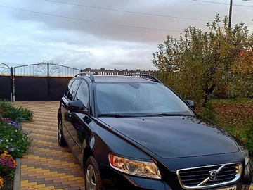 Авто Volvo V50 2010 № 8246535