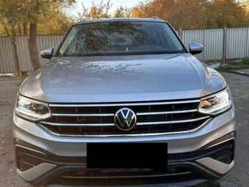 Авто Volkswagen Tiguan 2021 № 8246876