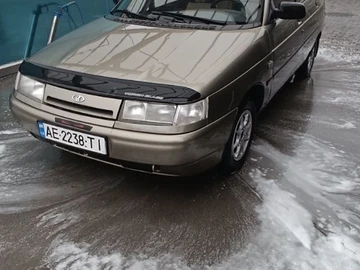 Авто ВАЗ 2110 2000 № 8246921