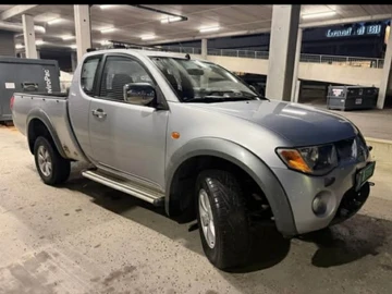 Авто Mitsubishi L 200 2008 № 8246958