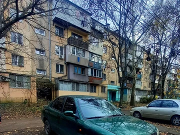 Авто ВАЗ 11113 Oka 1998 № 8247005