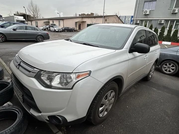 Авто Mitsubishi Outlander 2014 № 8247008