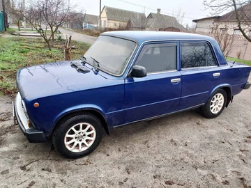 Авто ВАЗ 2113 1980 № 8247036