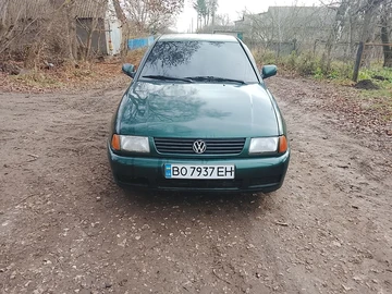 Авто Volkswagen Polo 1998 № 8247048