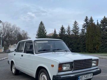 Авто ВАЗ 2107 2007 № 8247056