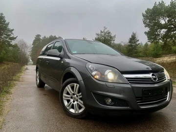 Авто Opel Astra 2010 № 8247066