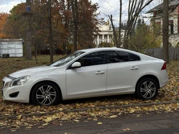 Авто Volvo S60 2013 № 8247307
