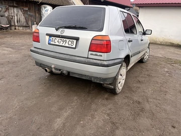 Авто Volkswagen Golf 1994 № 8247340