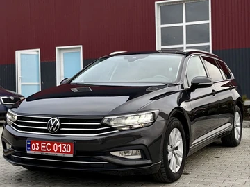 Авто Volkswagen Passat Variant 2020 № 8247342