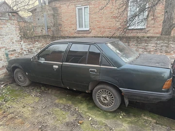 Авто Opel Rekord 1986 № 8247401