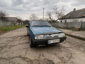 Авто ВАЗ 2109 1999 № 8247408