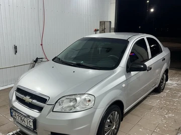 Авто Chevrolet Aveo 2010 № 8247439