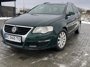 Авто Volkswagen Passat Variant 2006 № 8247451
