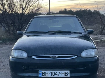 Авто Ford Escort 1996 № 8247706