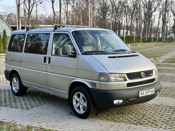 Авто Volkswagen Transporter 2002 № 8247711