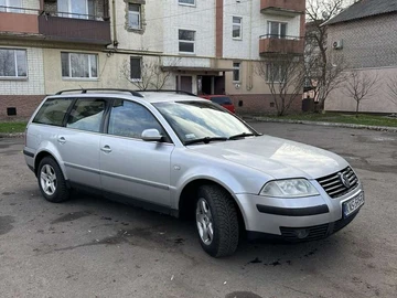 Авто Volkswagen Passat Variant 2003 № 8247803
