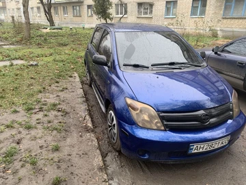 Авто Toyota Avensis Verso 2005 № 8247818