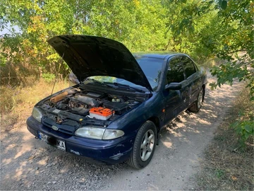 Авто Ford Mondeo 1994 № 8247842