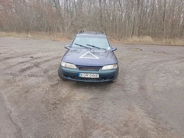 Авто Opel Vectra 2000 № 8247989