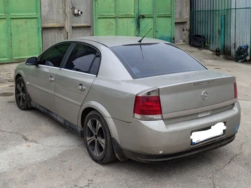 Авто Opel Vectra 2005 № 8248001