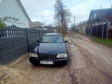 Авто Mercedes 280 1995 № 8248016