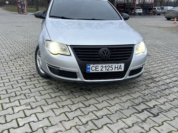 Авто Volkswagen Passat Variant 2006 № 8248137