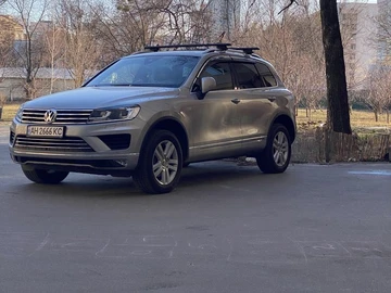 Авто Volkswagen Touareg 2016 № 8248376