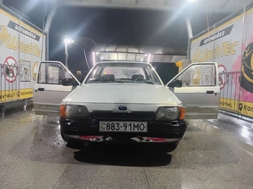 Авто Ford Orion 1988 № 8248434
