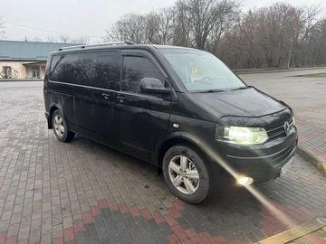 Авто Volkswagen Multivan 2013 № 8248640