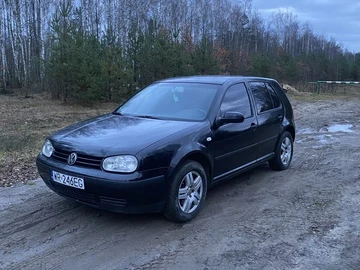 Авто Volkswagen Golf 2003 № 8248684