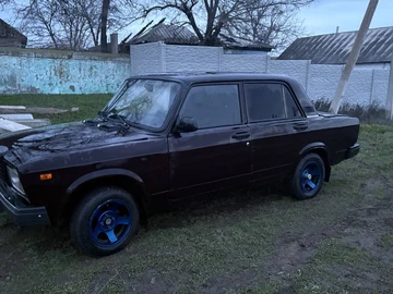 Авто ВАЗ 2107 1996 № 8248913
