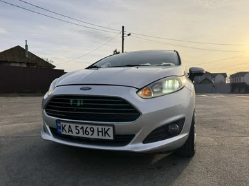 Авто Ford Fiesta 2015 № 8248983