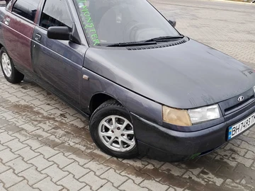 Авто ВАЗ 2110 2001 № 8249165