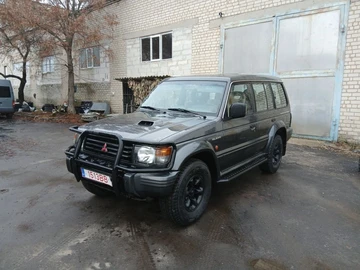 Авто Mitsubishi Pajero 1998 № 8249191
