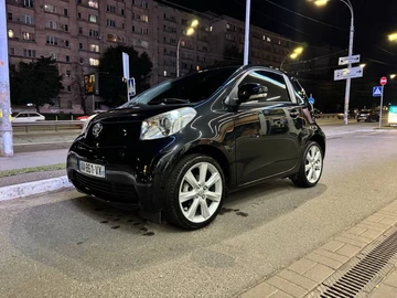 Авто Toyota Iq 2009 № 8249200