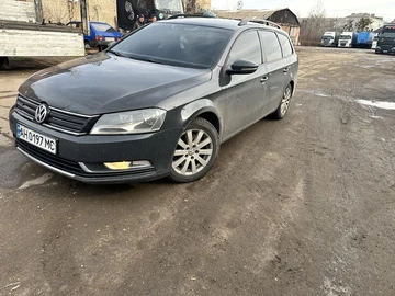 Авто Volkswagen Passat Hatchback 2011 № 8249360