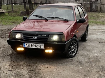Авто ВАЗ 2109 1992 № 8249500