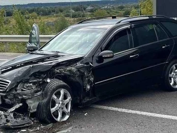 Авто Mercedes 220 2003 № 8249622