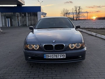 Авто BMW 5 Серия 2001 № 8249651