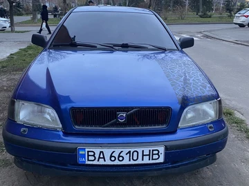 Авто Volvo V40 Kombi 1998 № 8249696